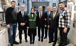 Bakan Göktaş ve AK Parti Milletvekilleri Afyon Esnafı İle Buluştu