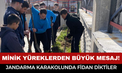 Karaadilli Ortaokulu Öğrencilerinden Jandarma’ya Anlamlı Ziyaret
