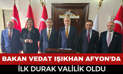 Bakan Vedat Işıkhan Afyonkarahisar’da! İlk Durak Valilik Oldu