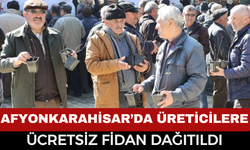 Afyonkarahisar’da Üreticilere Ücretsiz Kuşburnu Fidanı Dağıtıldı