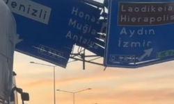 Facianın eşiğinden dönüldü: Yola savrulan dorse araçlara çarpmadı