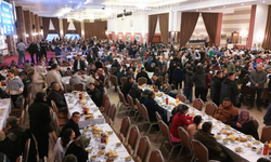 Sandıklı’da "Büyük Aile" İftarı! Sandıklı Belediyesi’nden Emekli Personele Vefa ve Plaket Töreni