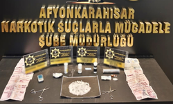 Afyon'da Sokak Satıcılarına Geçit Yok ! Torbacılara Operasyon