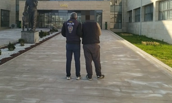 Afyon Emniyeti’nden Kaçamadı! Bilişim Dolandırıcılığı Suçundan Aranan Şahıs Yakalandı