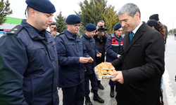 Afyon’da Dev Bayram Mesaisi! Vali Aktaş Susuz Kavşağı'nda Denetime Katıldı: "10 Bin Personelle 7/24 Sahadayız"