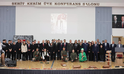 Afyonkarahisar’da Çanakkale Zaferi’nin 111. yılı anıldı: Öğrencilerden özel gösteriler