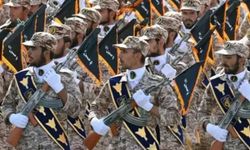 İran'ın askeri gücü nasıl? İran güçlü bir devlet mi? İran’ın kaç savaş uçağı ve füzesi var?