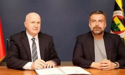 Şenol Çorlu kimdir, hangi takımlarda oynadı?