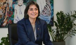 Sinem Dedetaş neden yürüteçle yürüyor, hasta mı? Sinem Dedetaş kimdir?