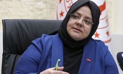 Zehra Zümrüt Selçuk kimdir, kaç yaşında, nereli? Eski bakan Zehra Zümrüt Selçuk babası kim?