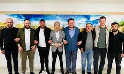 Sinanpaşa tarafını belli etti: Cengiz Üstün'e tam destek!