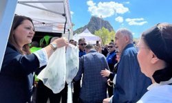 Afyonkarahisar Belediyesi'nden üreticiye büyük destek: 420 bin ücretsiz fide dağıtıldı