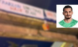 Sözün Bittiği Yer... Uğurcan Çakır’a Yönelik Tepkiler Sınırı Aştı! Üst Geçitteki Pankartta Ne Yazıyor?