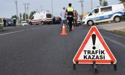 Afyon’da Kontrolden Çıkan Araç Şarampole Uçtu: Yaralılar Hastaneye Kaldırıldı