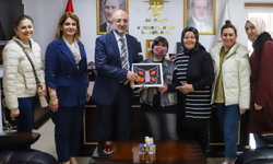 Engelli Derneğinden Anlamlı Ziyaret: Başkan Şahin’e Avukatlar Günü Sürprizi