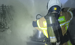 Restoran Ocağında Unutulan Yemek Panik Yarattı! Gece Yarısı Dumanlar Mahalleliyi Korkuttu