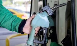 Akaryakıtta İndirim Sevinci Kısa Sürdü! Yarın Benzin ve Motorine Zam Var