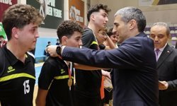 Afyonkarahisar’da 5x5 Mini Futbol Turnuvası Ödül Töreniyle Sona Erdi