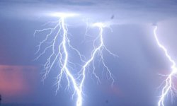 Son Dakika... Acı Haberin Adresi Diyarbakır! Yıldırım Dehşeti: 2 Çocuk Hayatını Kaybetti