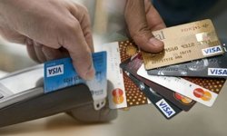 Kredi Kartı Kullanıcılarına Müjde: Beklenen Kısıtlama Düzenlemesi Askıya Alındı!