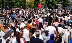 Afyonkarahisar’ın Yaş Ortalaması Belli Oldu: Müdür Tanyeri Güncel Rakamları Açıkladı! Afyon'un Nüfusu Kaç?