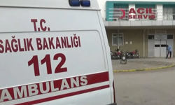 Feci kaza! TIR ile hafif ticari araç çarpıştı: 2 ölü, 1 yaralı  Şanlıurfa’nın Siverek ilçesinde meydana gel