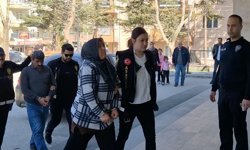 Afyonkarahisar'da Halı Silkeleme Kavgasında Yaşlı Çifti Öldürmüşlerdi... Zanlı Çift Hakim Karşısında