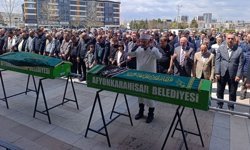 Afyon'da Komşu Kurşunuyla Gelen Acı Son! Sevimgül ve Cemil Bodur Çifti Yan Yana Defnedildi