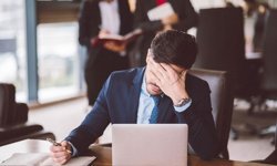 Milyonlarca Çalışan Ek İş Kuyruğunda: İşte Yeni Trendler! Türkiye’de Mesai 18:30’da Bitmiyor, Yeni Başlıyor