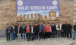 Sandıklı Gençlik Merkezi’nden Bitlis ve Ahlat’a kültür gezisi