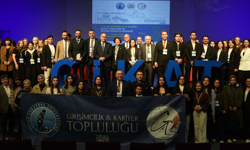 AKÜ’de Dev Organizasyon: “Büro Yönetimi ve Yapay Zeka” Kongresi Başladı