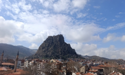 Afyon'da bugün hava nasıl olacak? 27 Nisan Pazartesi