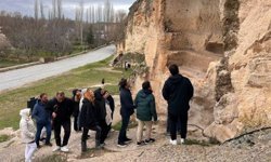 Afyonkarahisar’da öğretmenlere kültür gezisi: Tarihi miras yerinde incelendi