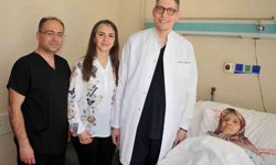 Karın ağrısıyla başvurdu, yumurtalık kanseri teşhisi konuldu