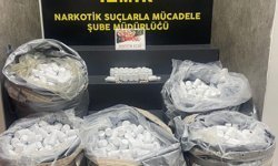 Şok operasyon! Durdurulan araçtan 156 bin uyuşturucu hap çıktı