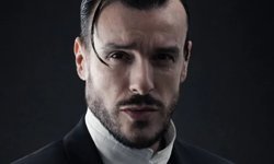 Cem Adrian gözaltına mı alındı, neden gözaltına alındı? Cem Adrian kimdir, kaç yaşında, nereli?