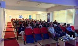 Sandıklı MYO’da bilgisayar programcılığı ve kariyer fırsatları konuşuldu