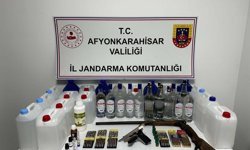 Afyon’da Sahte İçki ve Silah Operasyonu: Köyden Cephanelik Çıktı