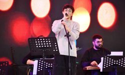 Afyonkarahisar’ın Altın Sesleri Belirlendi! Gençler Arası Ses Yarışmasında Final Heyecanı