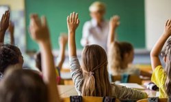 Yarın okul var mı, tatil mi? 24 Nisan’da okullar tatil mi?