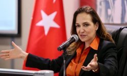 Karşıyaka Belediye Başkanı Yıldız Ünsal kimdir, kaç yaşında, nereli?