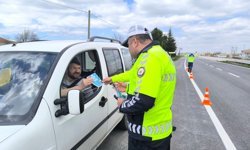 Trafikte Hayat Kurtaran Dokunuş: "Bir Kural Bir Ömür" İçin Düğmeye Basıldı!