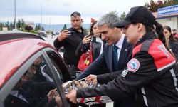 Vali Aktaş bayram öncesi Susuz Kavşağı’nda trafik denetimine katıldı