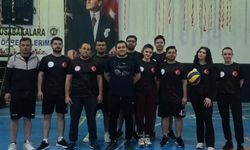 Hocalar'da Şehit Öğretmen Fatma Nur Çelik anısına voleybol turnuvası düzenlendi