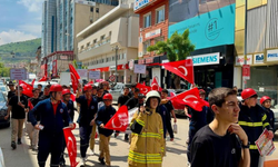 Mehteran Takımı Eşliğinde Dev Kortej: Gençler Geleceğin Mesleklerini Böyle Haykırdı!