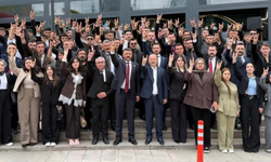 MHP’li Mehmet Taytak Türk Gençliği Büyük Kurultayı’nda Afyonkarahisar heyetiyle buluştu: “Gençler milli ve manevi değerl