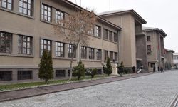 Afyonkarahisar'da Resmi Bayramlaşma Yarın: Protokol ve Vatandaşlar Taş Medrese'de Bir Araya Geliyor