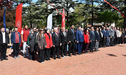 AFYONKARAHİSAR’DA GENÇLİK ATEŞİ YAKILDI! KOCATEPE’DEN YÜKSELEN COŞKU ŞEHRİ SARDI: 7 GÜN 7 GECE DURMAK YOK!