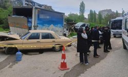 1 Mayıs Mesaisinde Acı Haber: Kontrolden Çıkan Kamyon İşçileri Hayattan Kopardı