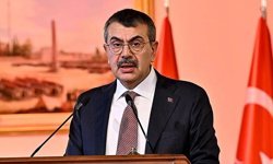 Veliler ve Öğrenciler Dikkat! Yeni Müfredat ve Tatil Planı Belli Oldu